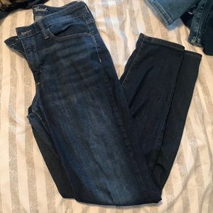 Universal thread jeans